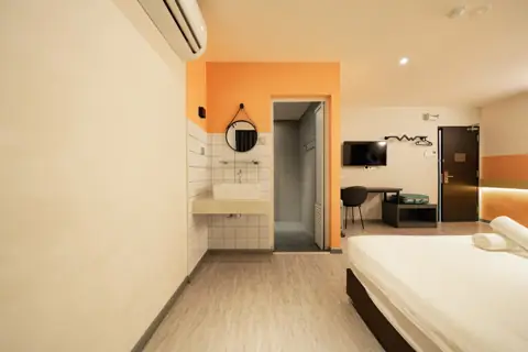 Woco Hotel, Kinrara