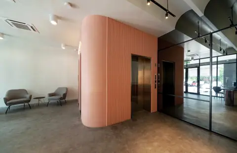 Woco Hotel, Kinrara